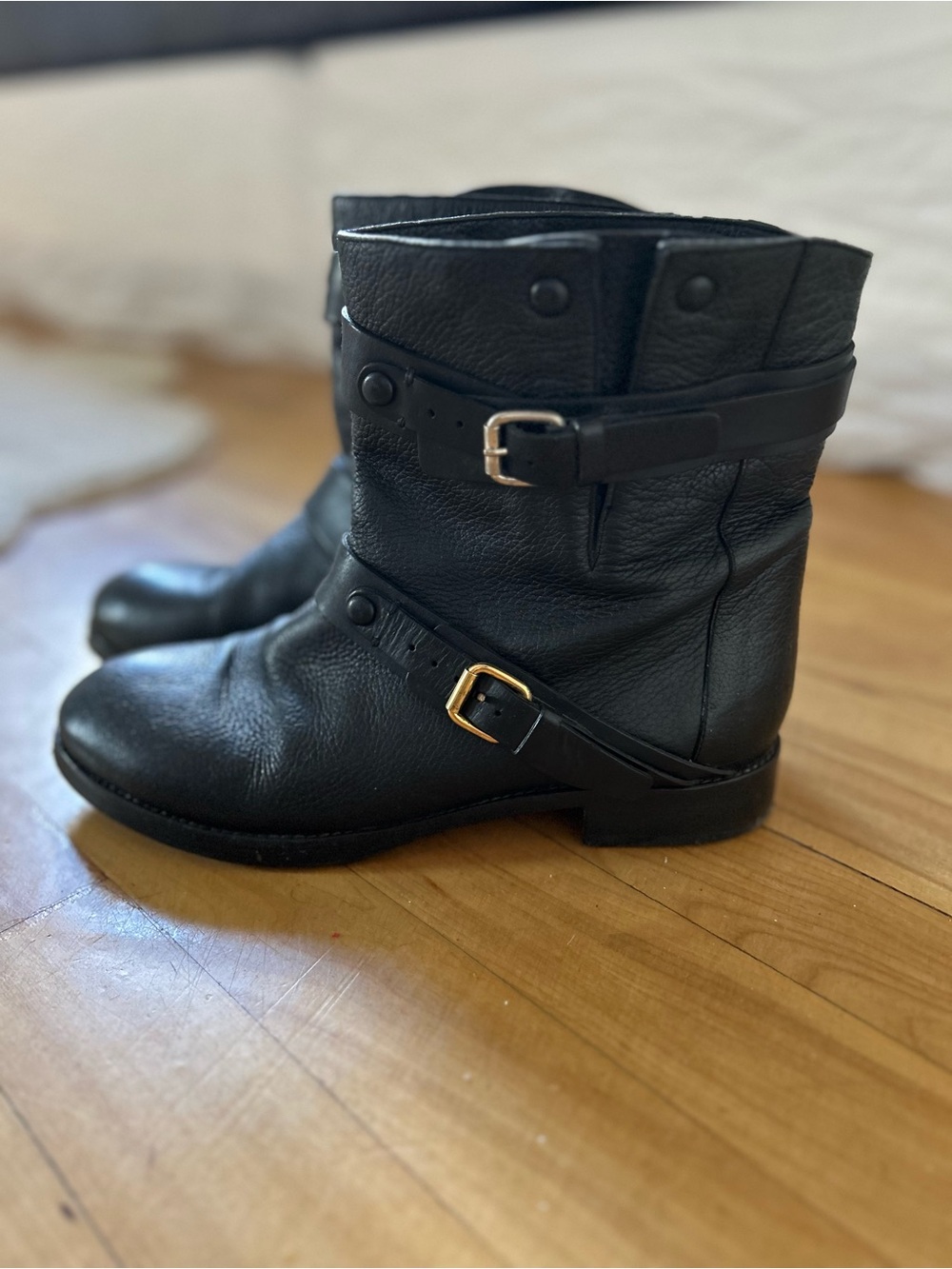Chloe Chloé Women's Black Leather Ankle Boots with Buckle Detail